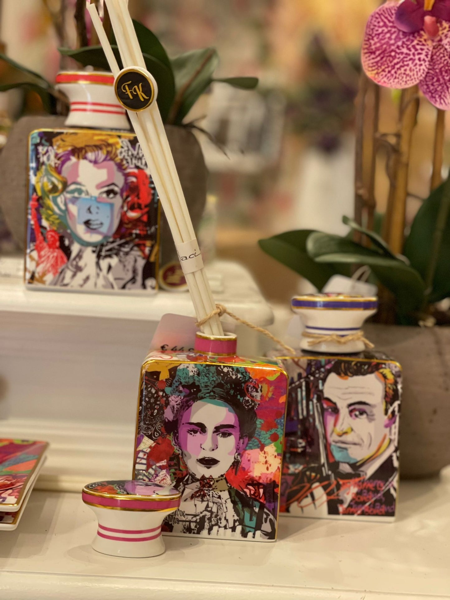 Diffusori per ambiente "baci Milano" con personggi iconici